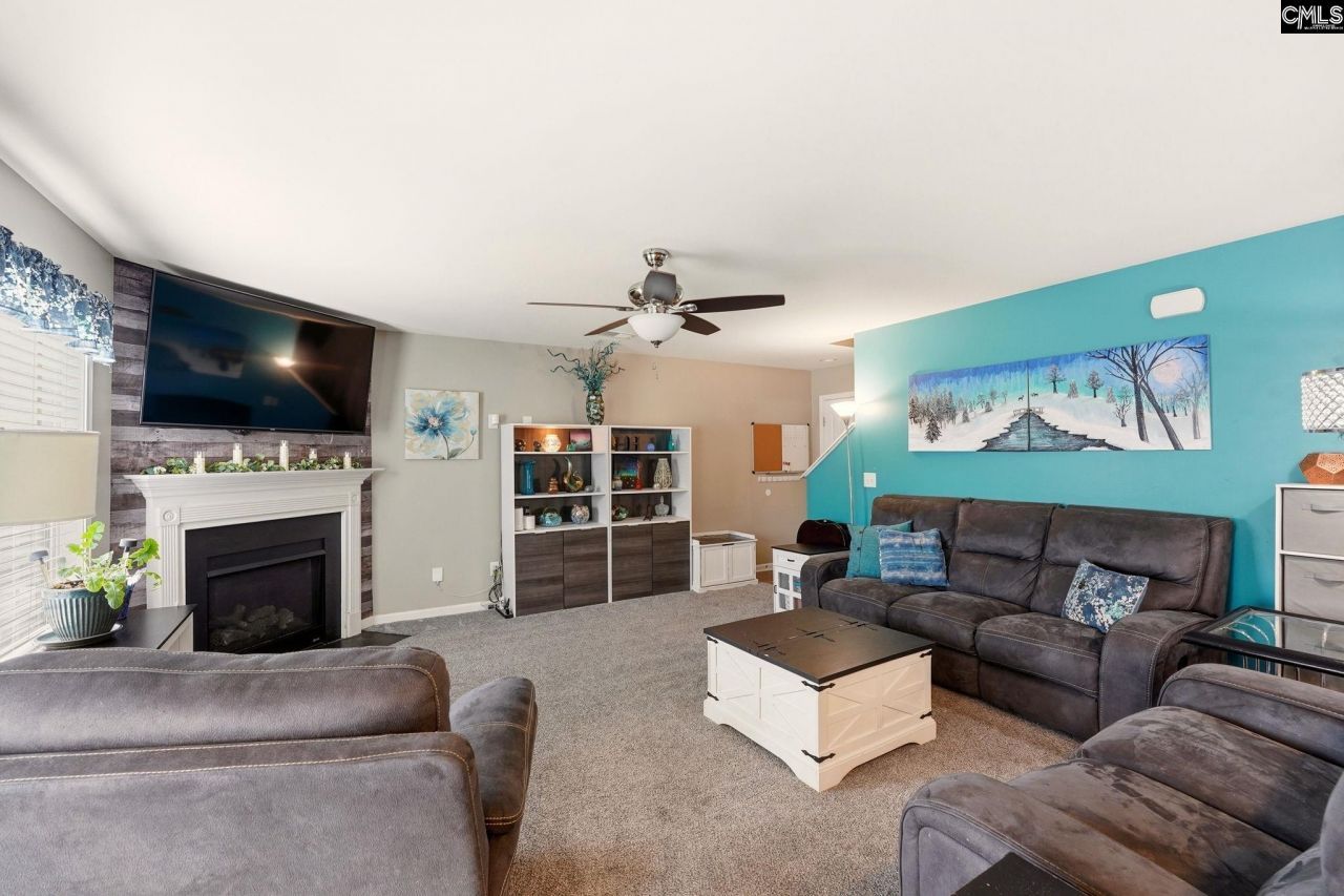 516 Summer Creek Drive  Photo 15