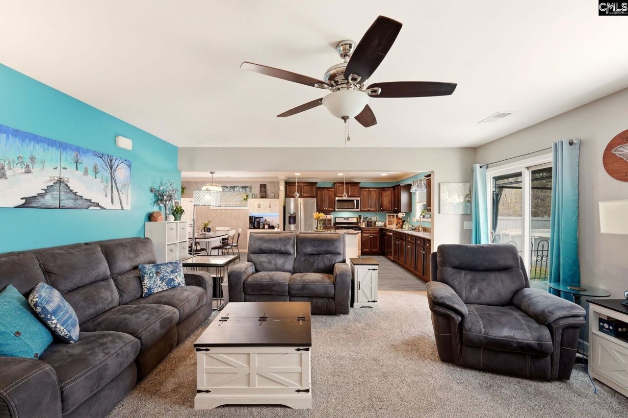 516 Summer Creek Drive  Photo 16