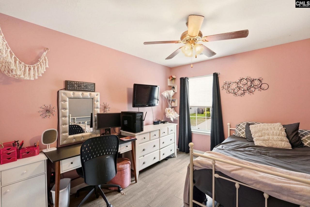 516 Summer Creek Drive  Photo 31