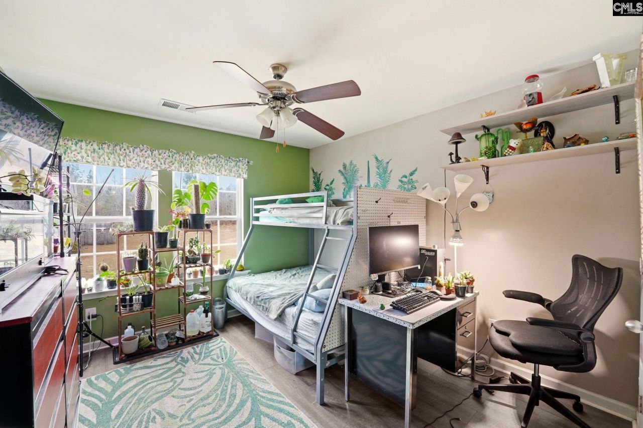 516 Summer Creek Drive  Photo 33