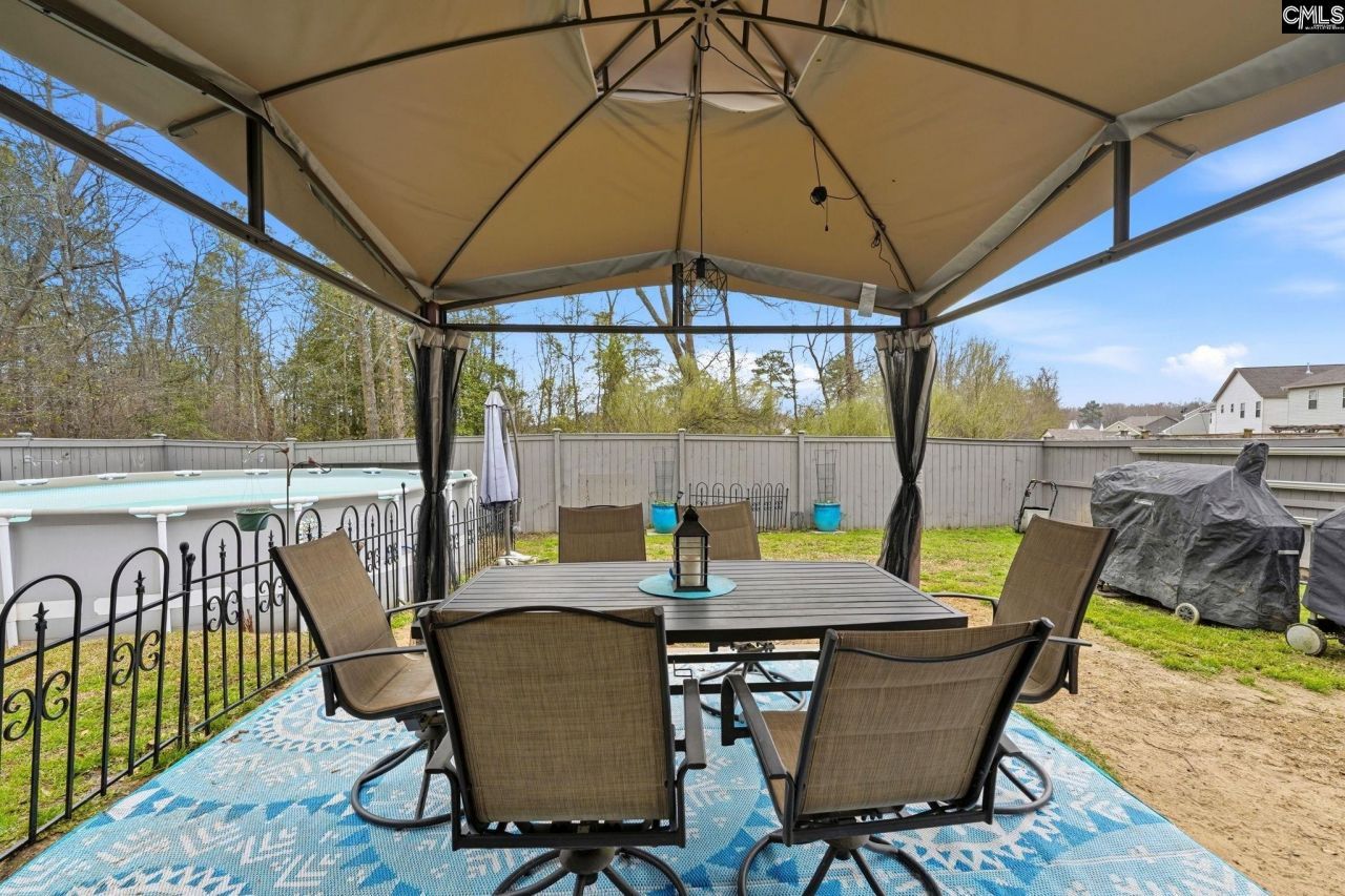 516 Summer Creek Drive  Photo 34