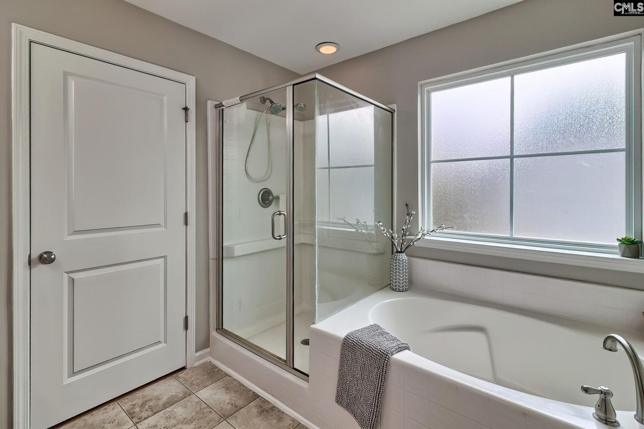 260 Eagle Pointe Drive  Photo 27