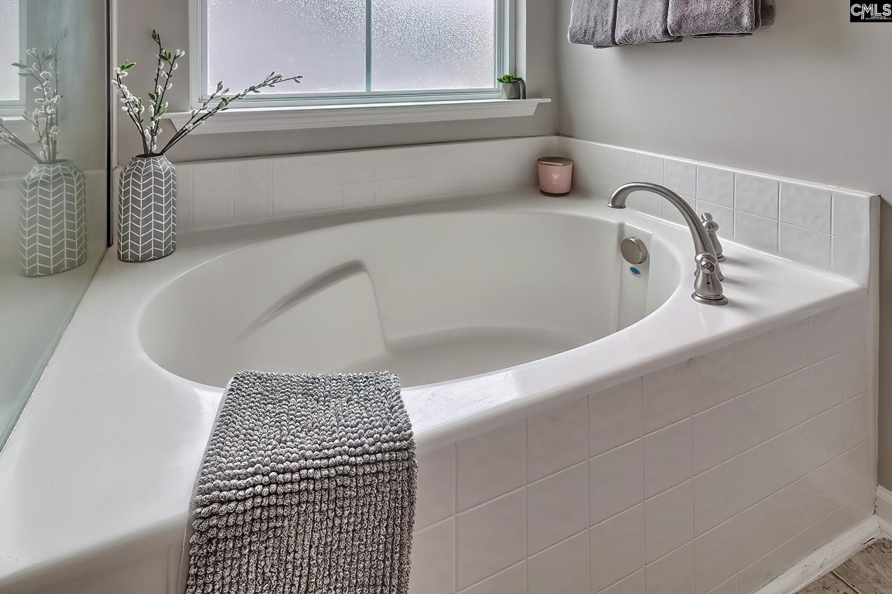 260 Eagle Pointe Drive  Photo 28