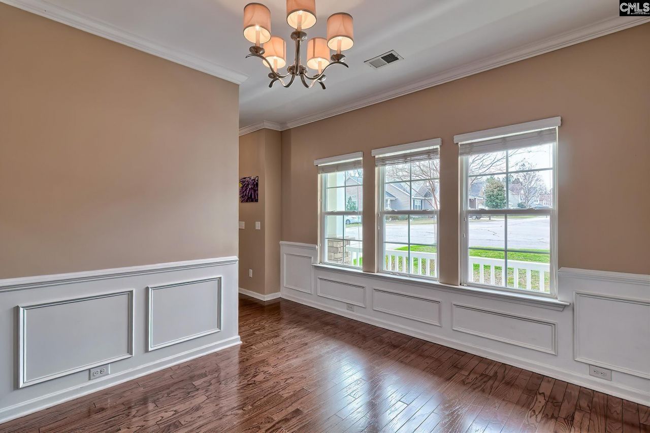 260 Eagle Pointe Drive  Photo 7