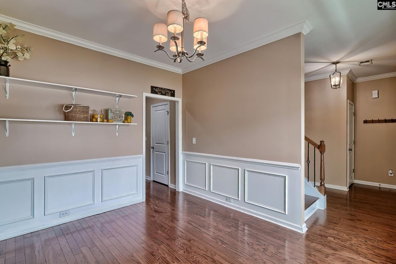 260 Eagle Pointe Drive  Photo 8