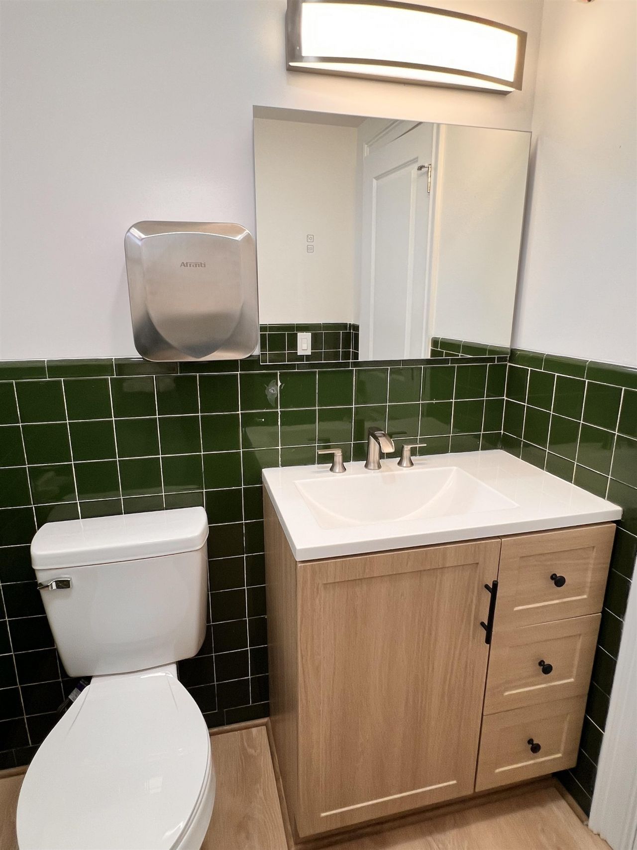 603 Church St. Photo 17