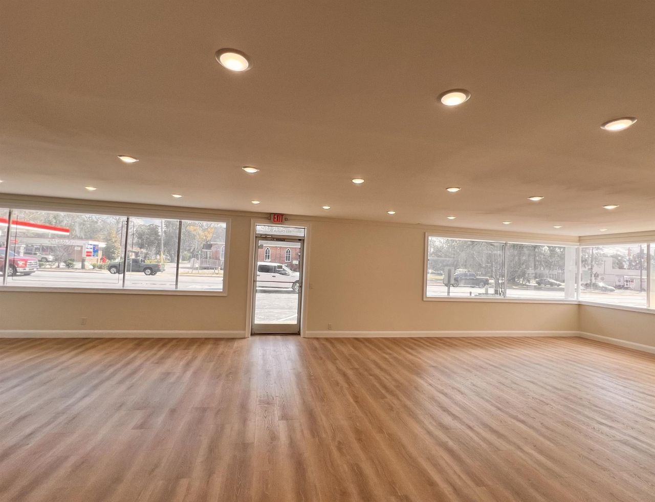 603 Church St. Photo 4