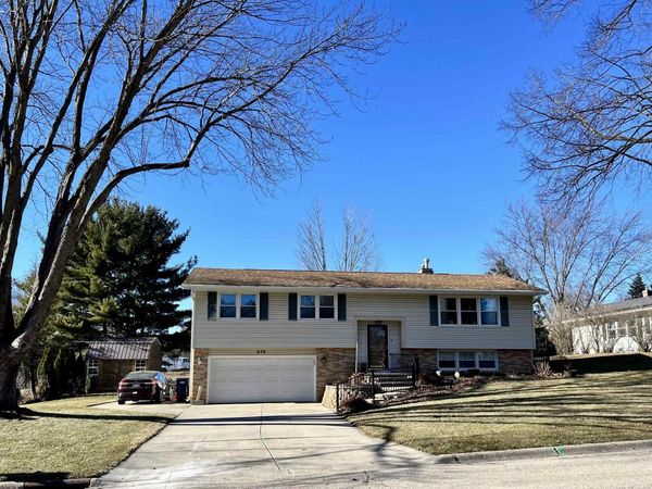 639 Sussex Drive, Janesville, WI 53546