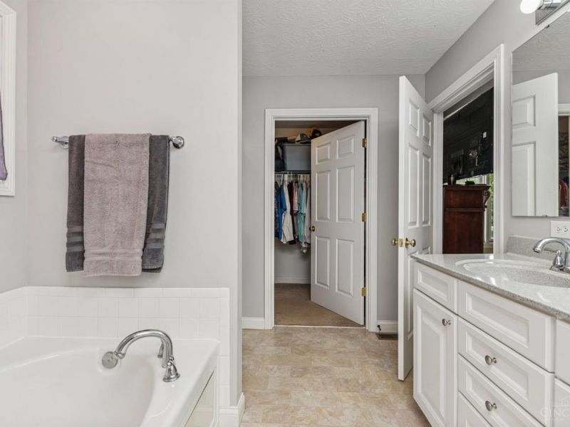 5246 Smokey Road, Jackson Twp, OH 45176 Photo 21