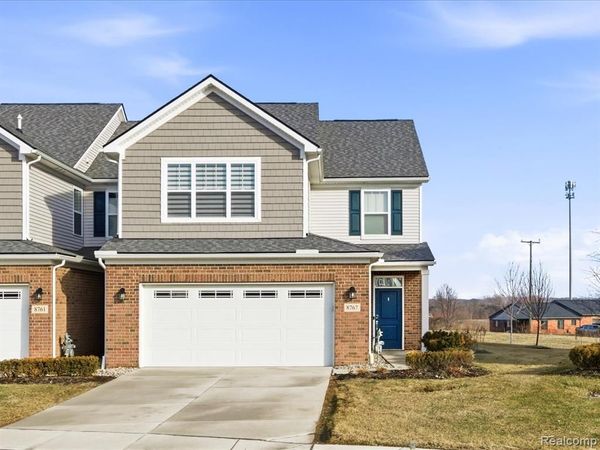 8767 Grove Street, Washington Twp, MI 48094