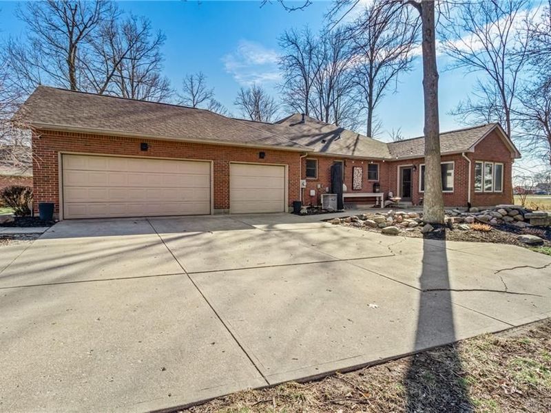 857 Shaney Lane, Brookville, OH 45309 Photo 3