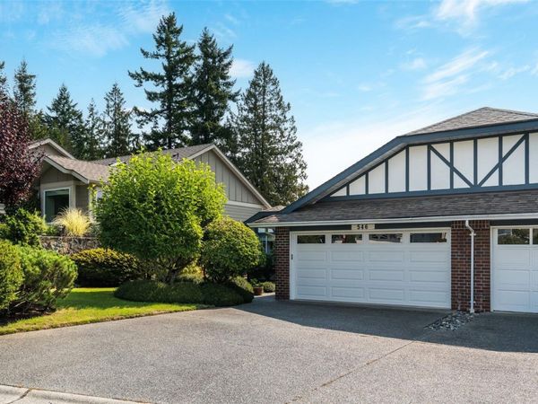 546 Fairways Pl , Cobble Hill, BC V0R 1L1