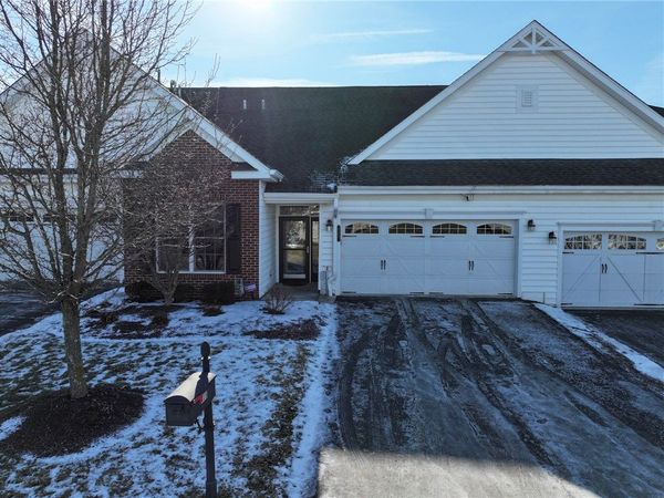 408 Independence Ln, Unit 211, Freedom, PA 15042