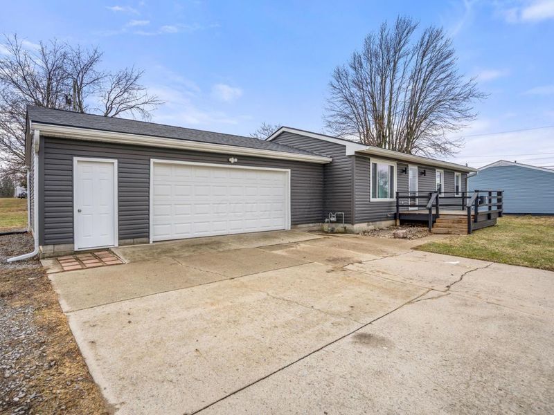 1121 W Sandusky Avenue, Bellefontaine, OH 43311 Photo 2