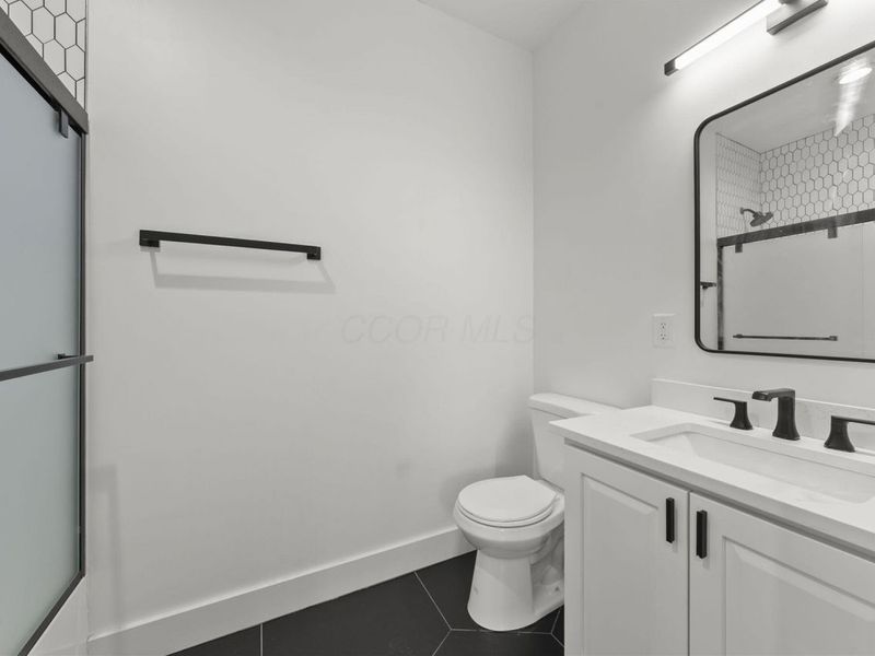 531 Emmit Avenue, Columbus, OH 43228 Photo 24