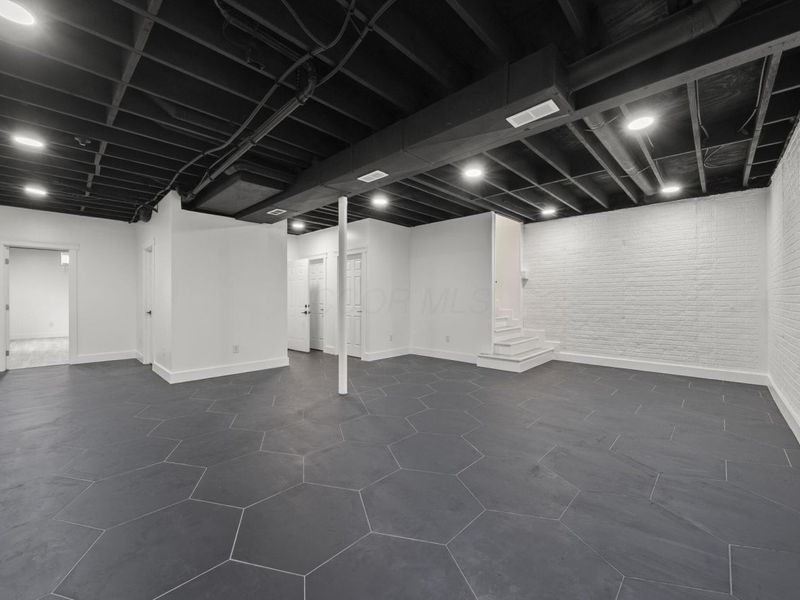 531 Emmit Avenue, Columbus, OH 43228 Photo 30