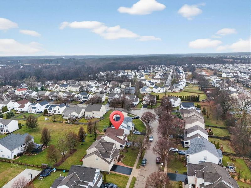 385 Rocky Springs Drive, Blacklick, OH 43004 Photo 18