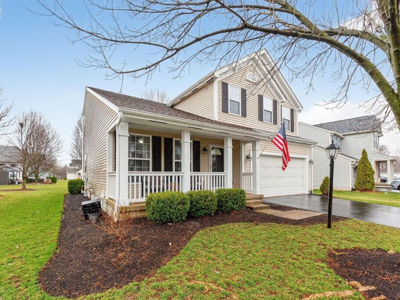 385 Rocky Springs Drive, Blacklick, OH 43004 Photo 2