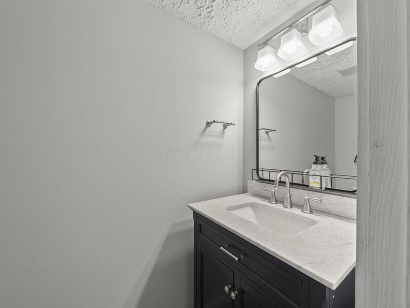 4289 Demorest Highlands Lane, Grove City, OH 43123 Photo 17