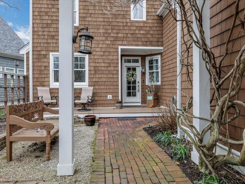 15150 Shoreline Drive W, Thornville, OH 43076 Photo 5