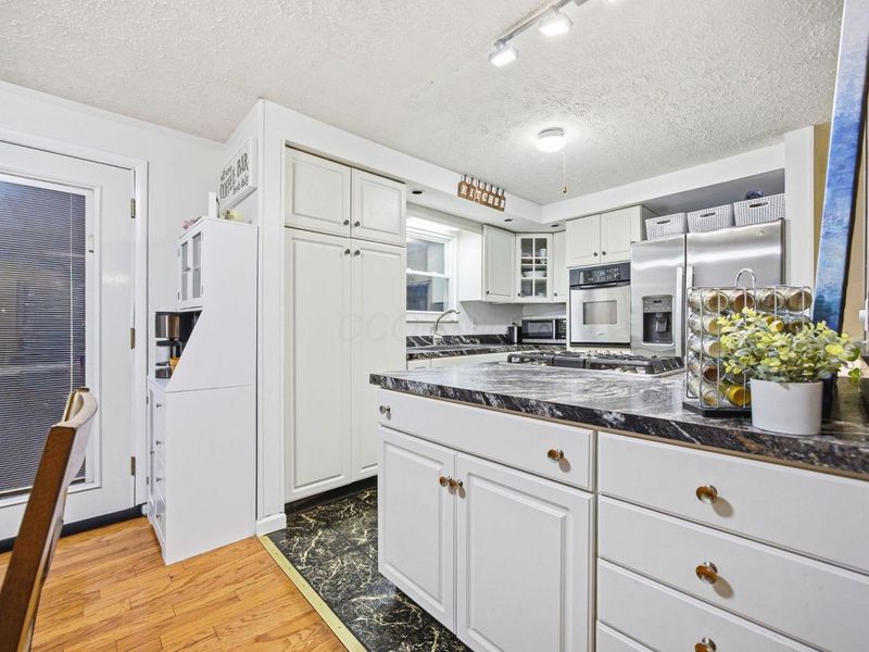 2883 Valley Green Drive , Columbus, OH 43207 Photo 11