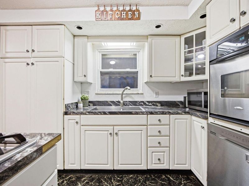 2883 Valley Green Drive , Columbus, OH 43207 Photo 15