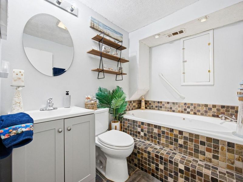 2883 Valley Green Drive , Columbus, OH 43207 Photo 31