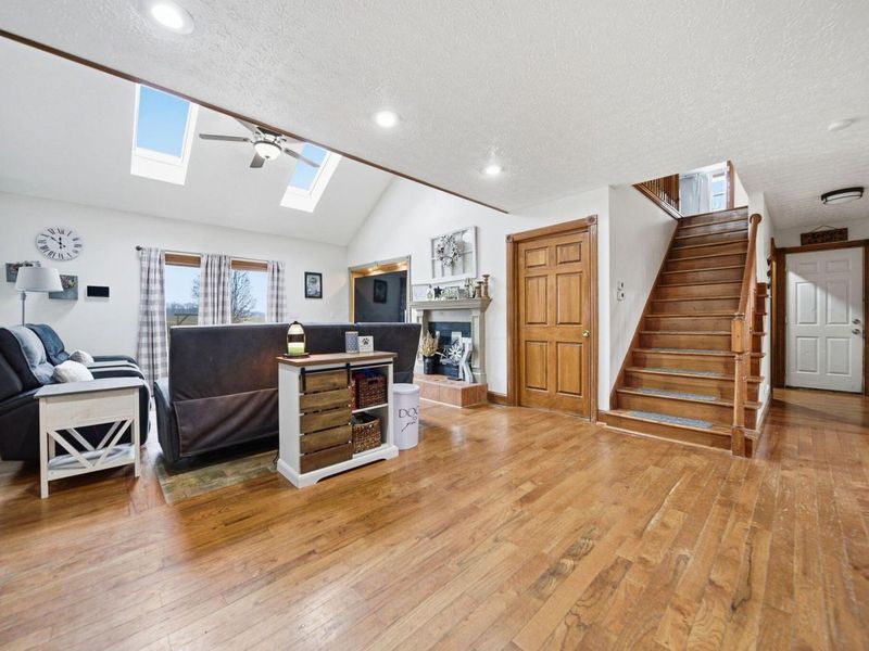 8063 Hagerty Road , Ashville, OH 43103 Photo 10