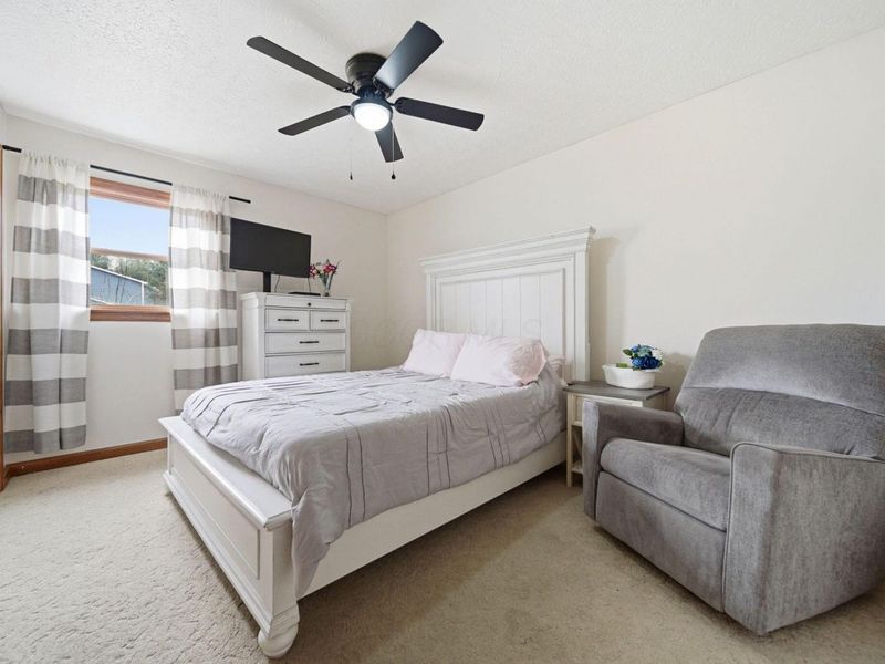 8063 Hagerty Road , Ashville, OH 43103 Photo 22