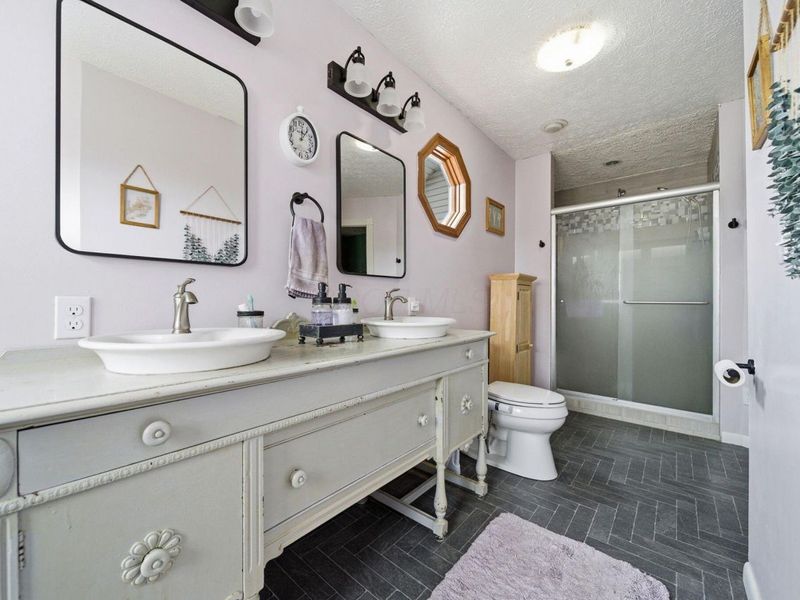 8063 Hagerty Road , Ashville, OH 43103 Photo 31