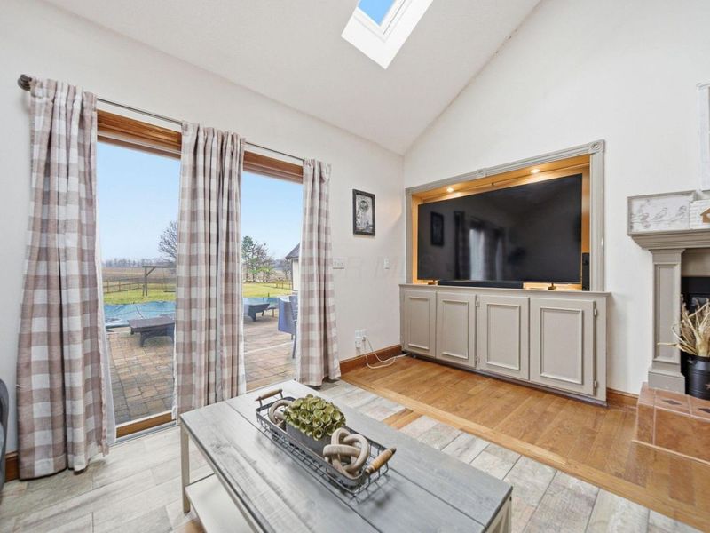 8063 Hagerty Road , Ashville, OH 43103 Photo 8