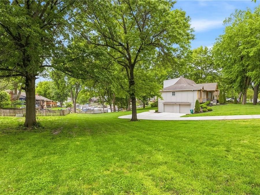 Property Image 80