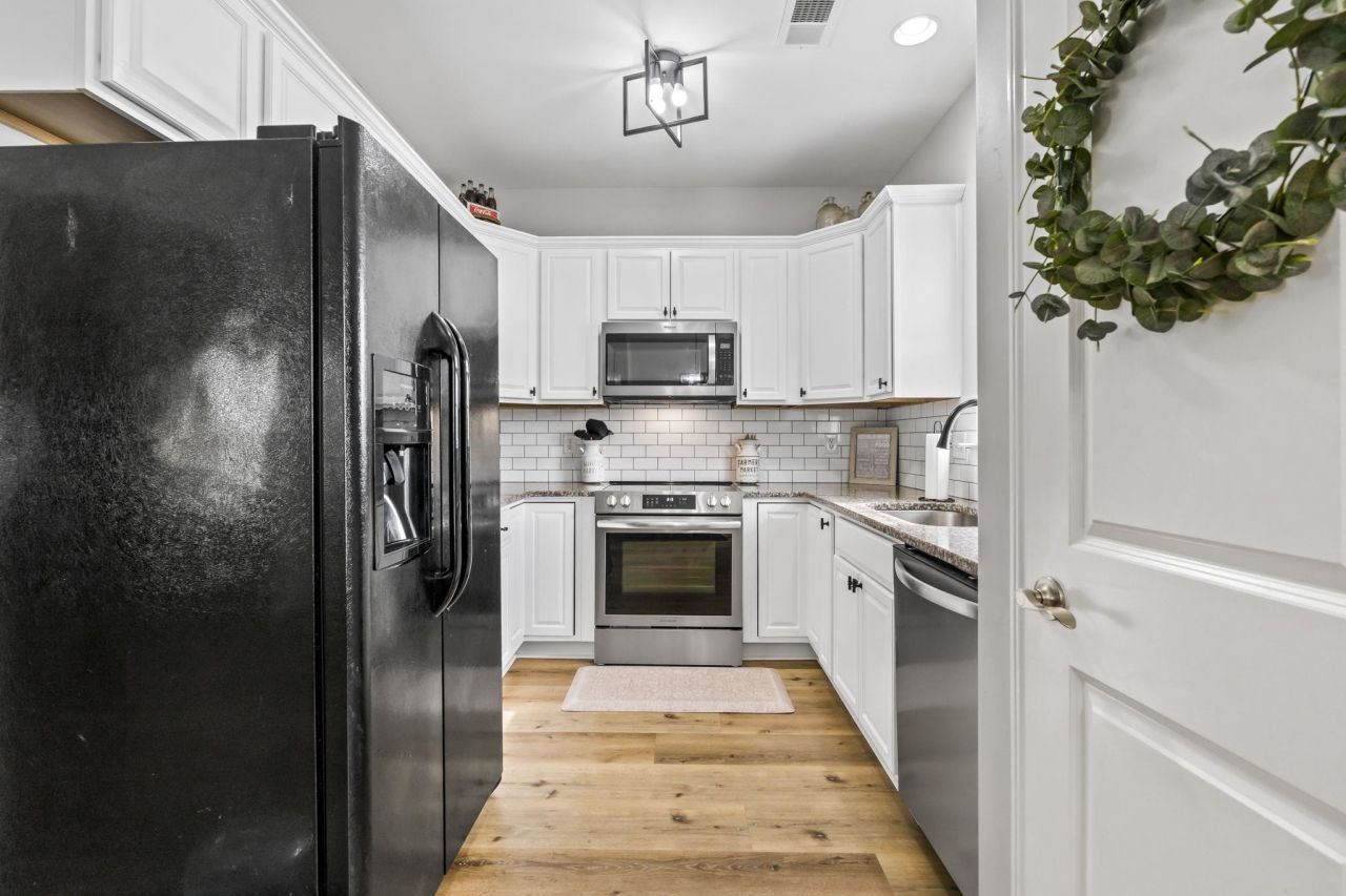 147 Terracina Circle Photo 9