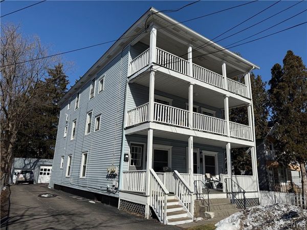 208 W Yates Street, East Syracuse, NY 13057