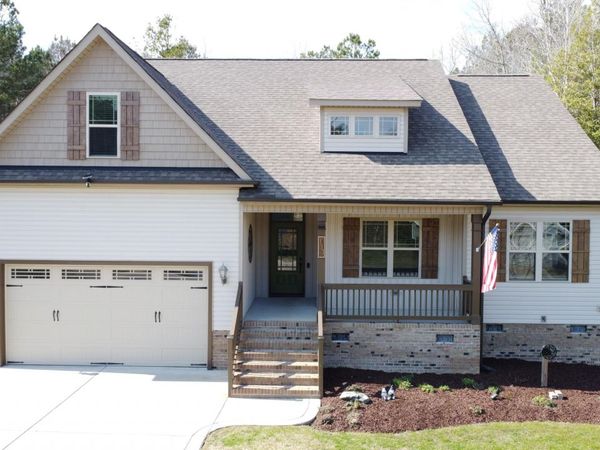 111 Shagbark Lane , Zebulon, NC 27597