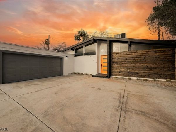 3369 Nahatan Way , Las Vegas, NV 89169