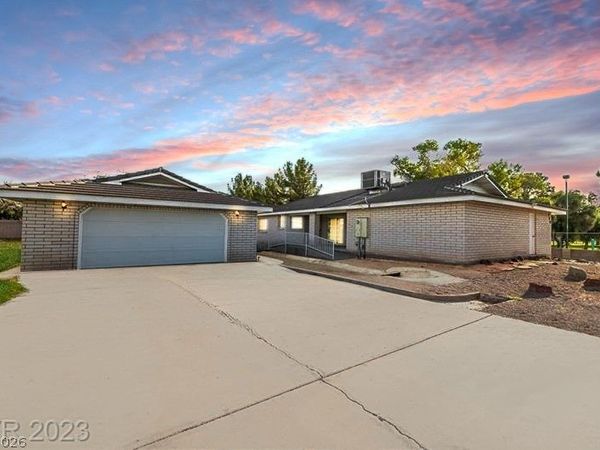 130 E Virginia Avenue , Overton, NV 89040