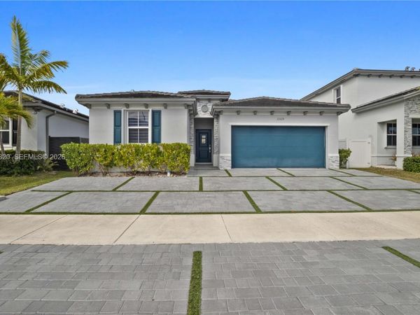 13319 SW 184th Ter , Miami, FL 33177