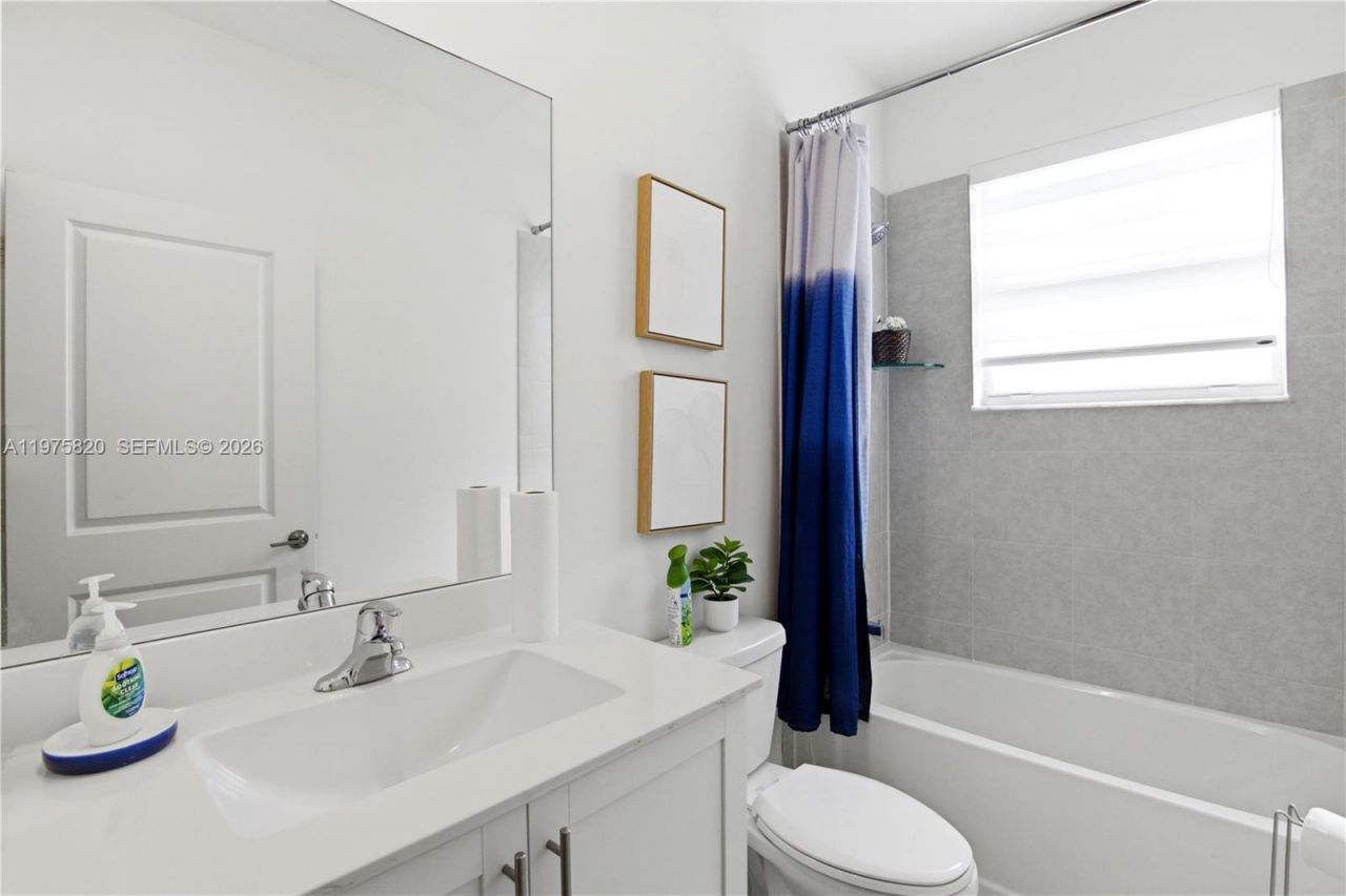 13319 SW 184th Ter , Miami, FL 33177 Photo