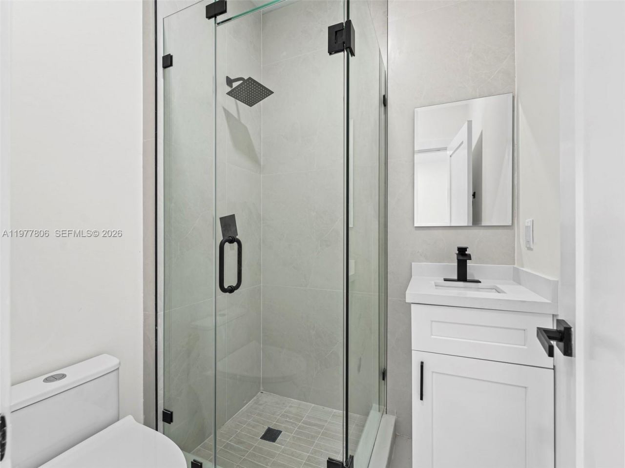 610 NE 164th Ter, North Miami Beach, FL 33162 Photo