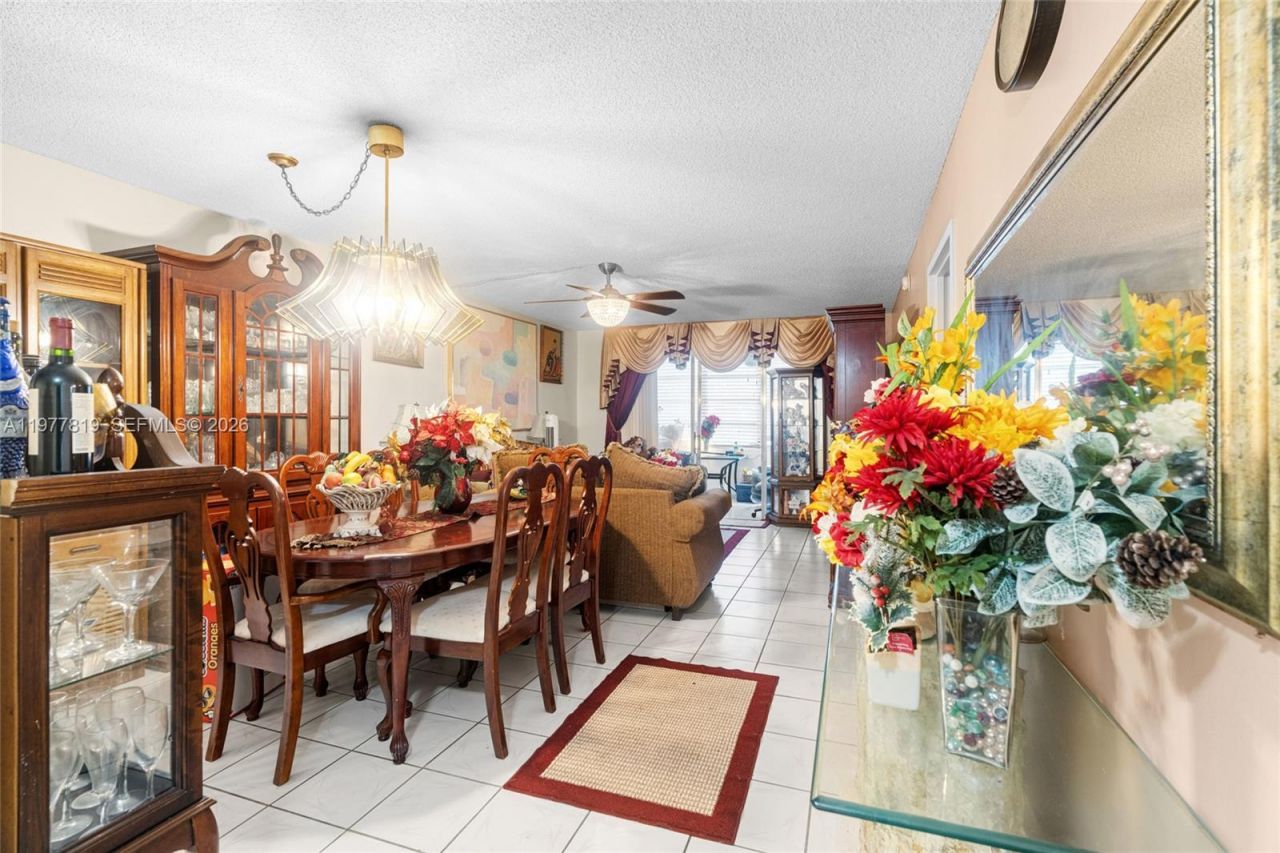 2998 NW 48th Ter , Unit 420, Lauderdale Lakes, FL 33313 Photo
