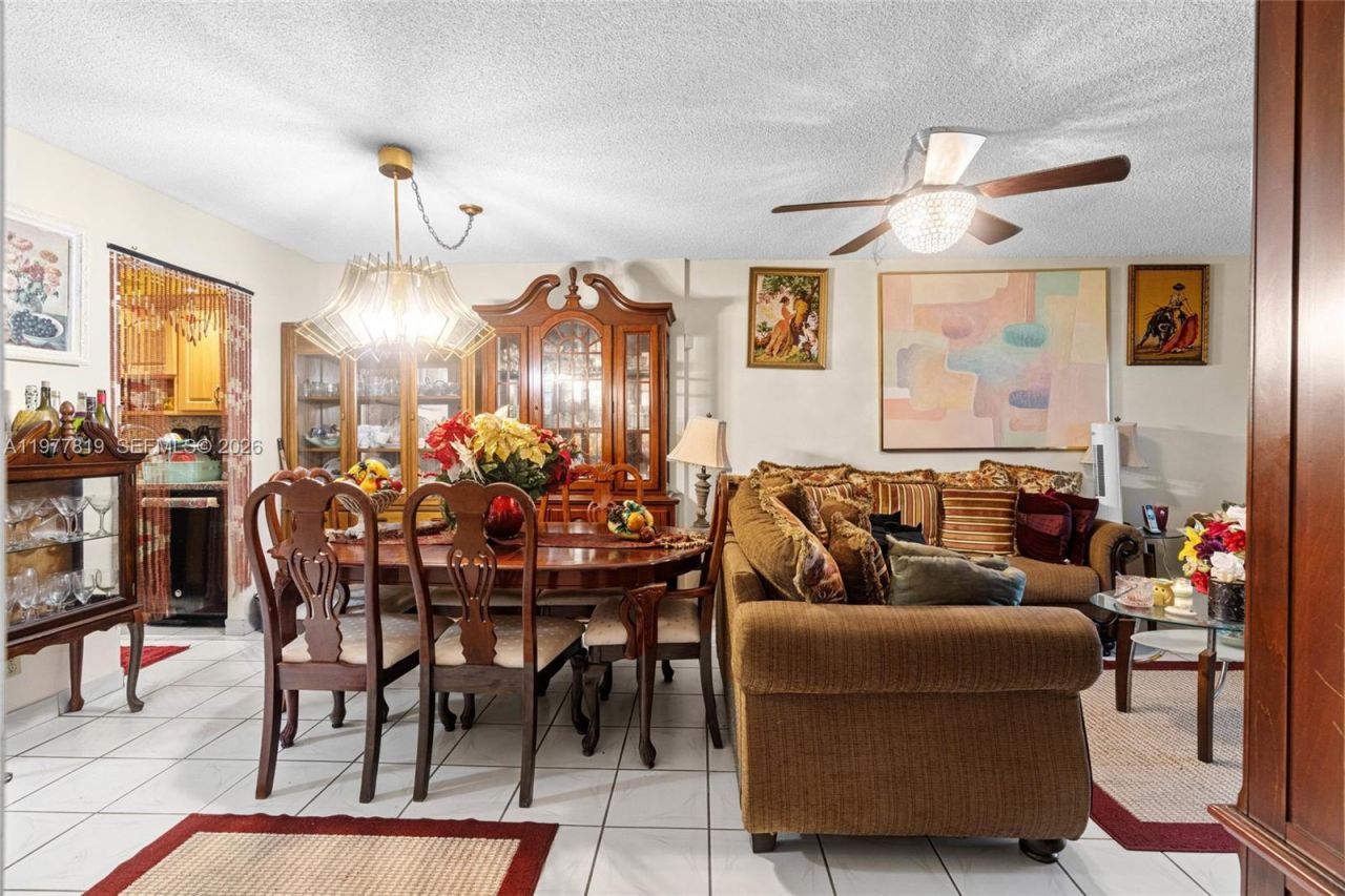2998 NW 48th Ter , Unit 420, Lauderdale Lakes, FL 33313 Photo