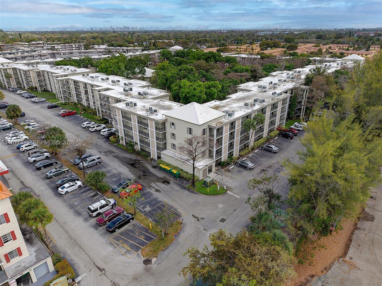 2998 NW 48th Ter , Unit 420, Lauderdale Lakes, FL 33313 Photo