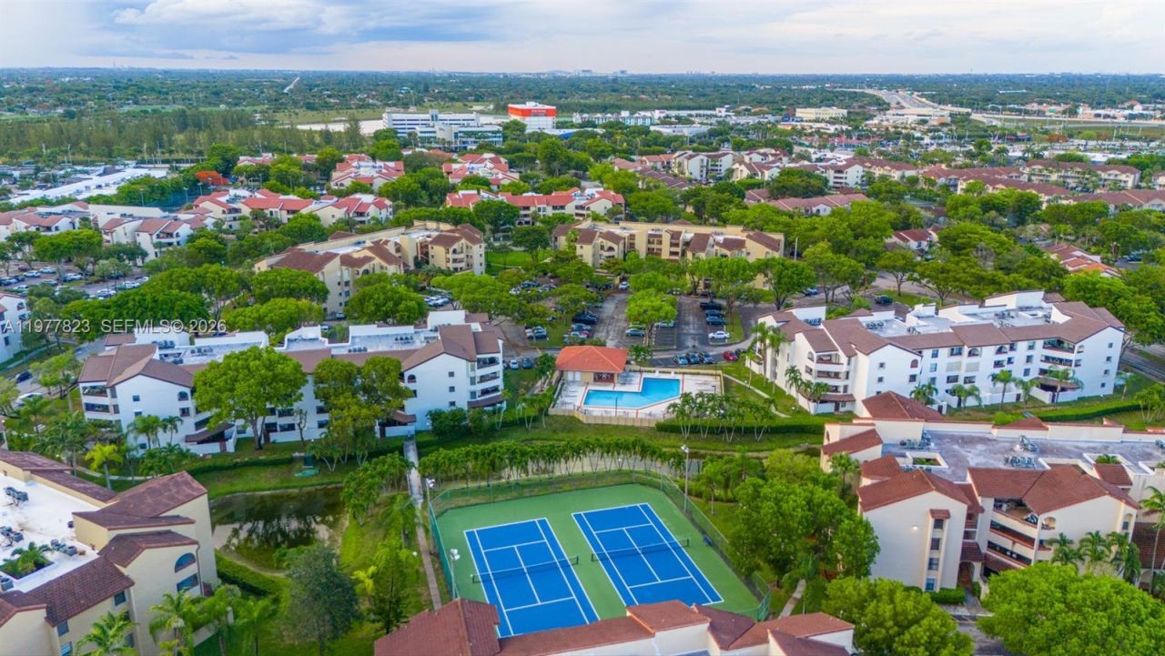 9140 SW 123rd Ct, Unit 210Q, Miami, FL 33186 Photo