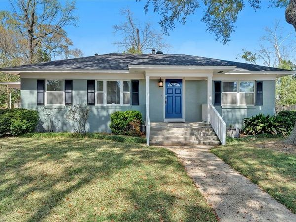 2852 Thornhill Drive , Mobile, AL 36606