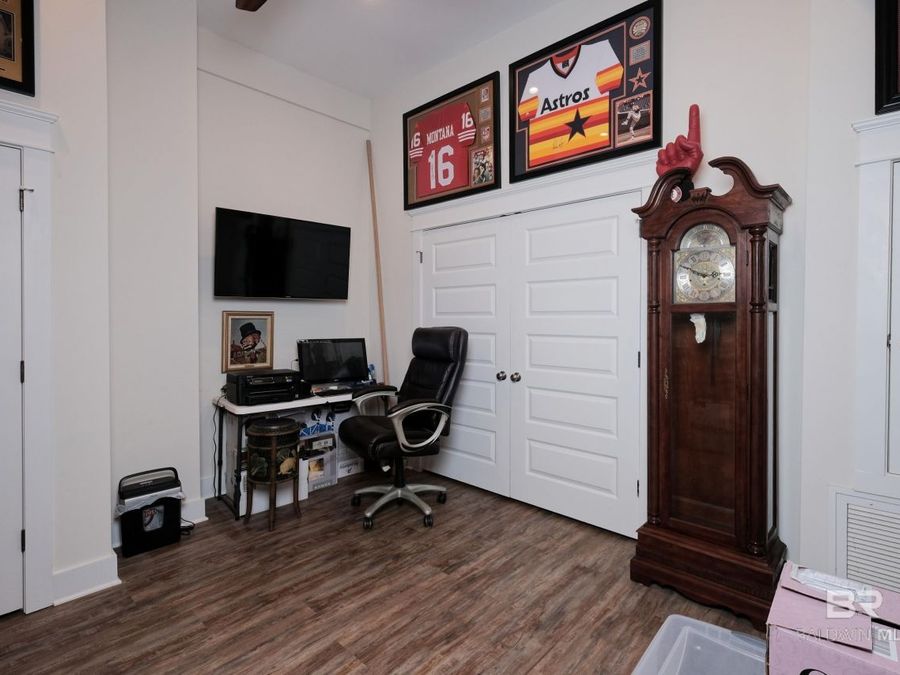 Property Image 37
