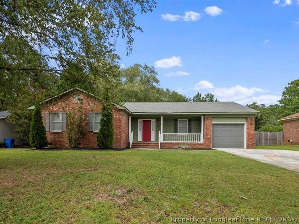 5812 Rivercroft Road Drive , Fayetteville, NC 28304