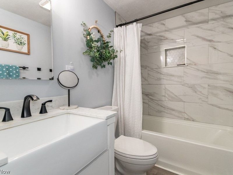 5430 Oak Ridge Drive, Willoughby, OH 44094 Photo 16