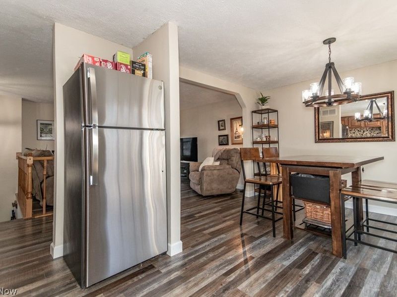 5430 Oak Ridge Drive, Willoughby, OH 44094 Photo 7