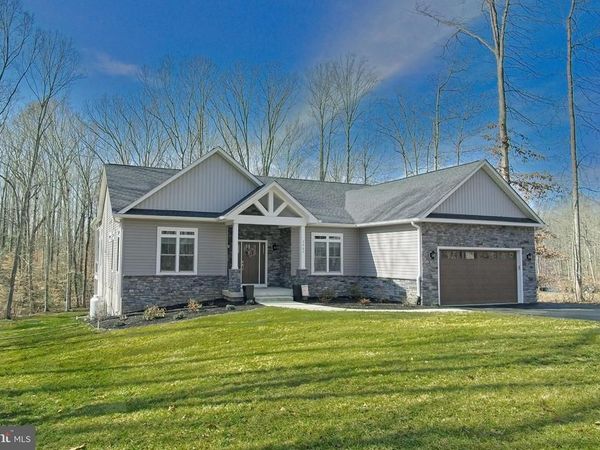 3905 HATTERAS COURT , BUMPASS, VA 23024